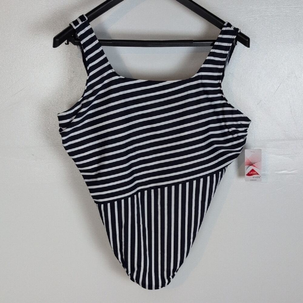 Lands End NWT Nautical Stripe One Piece Swimsuit